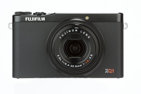 Avis Fujifilm XQ1 - vue de face